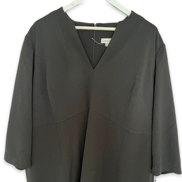 NEW Calvin Klein Black 3/4 Sleeve V Neck Sheath Dress Plus Size 24W - Picture 3 of 11